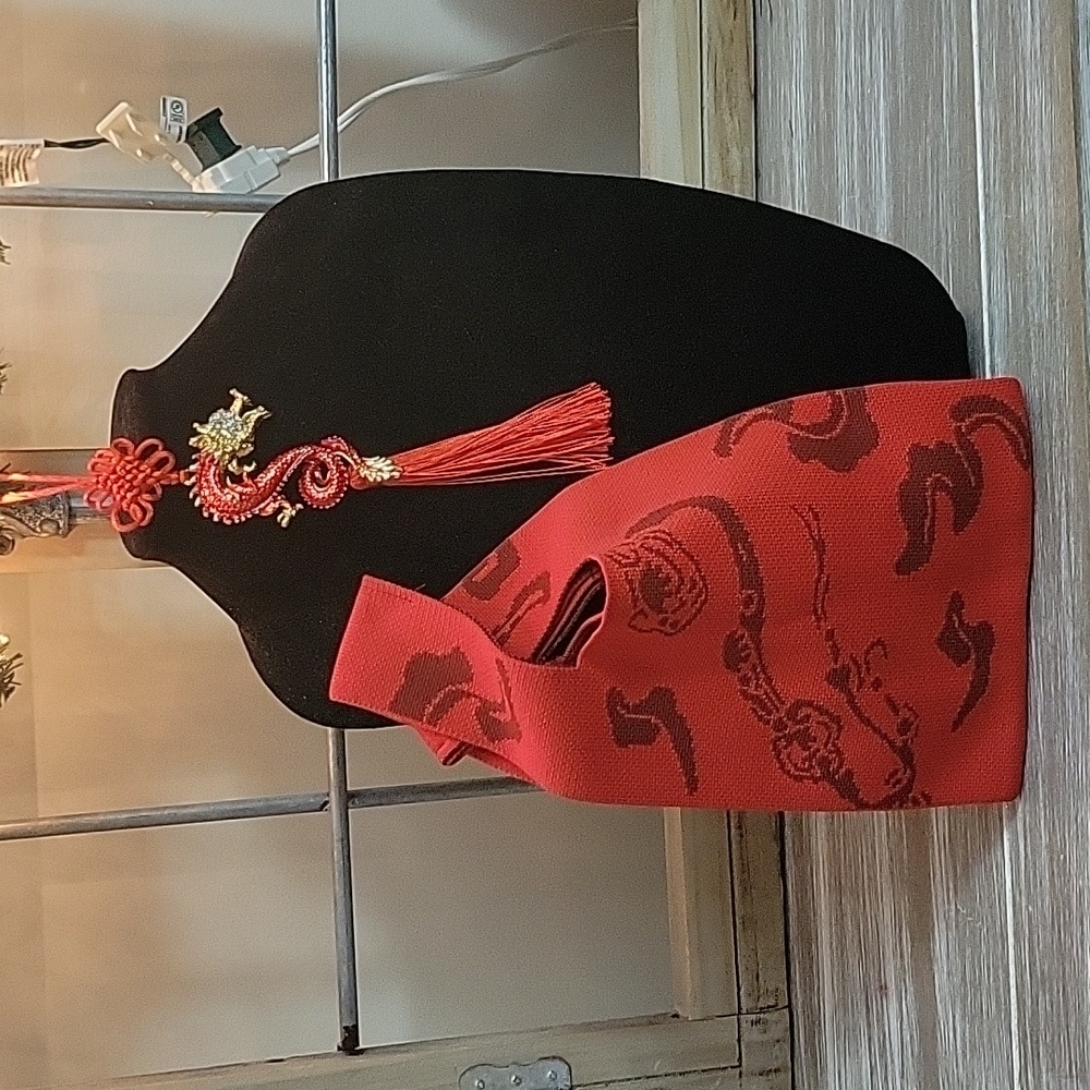 Fabric Dragon bag and Charm - Picture 4 of 8